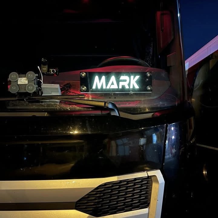 CUSTOM LED 3D NAMEPLATE / WINDOW SIGN 500X100MM (ANTI-GLARE) 5 Custom LED 3D Nameplate / Window Sign 500x100mm (Anti-glare) - Image 5