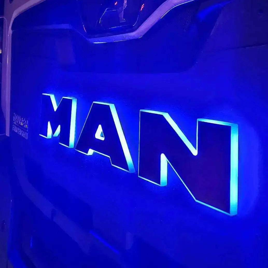 DAF GRILLE BADGE LED BACK-LIT LF/CF/XD/XF/XG/XG 9 e8a271f79e2614f351c5d730424cb85e