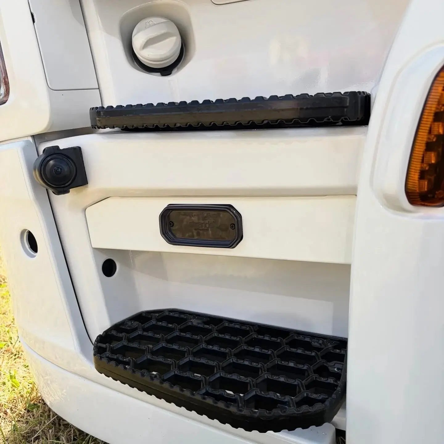 Next gen step infill light bars to suit strands scale marker (pair fits scania) 2 Next gen step infill light bars