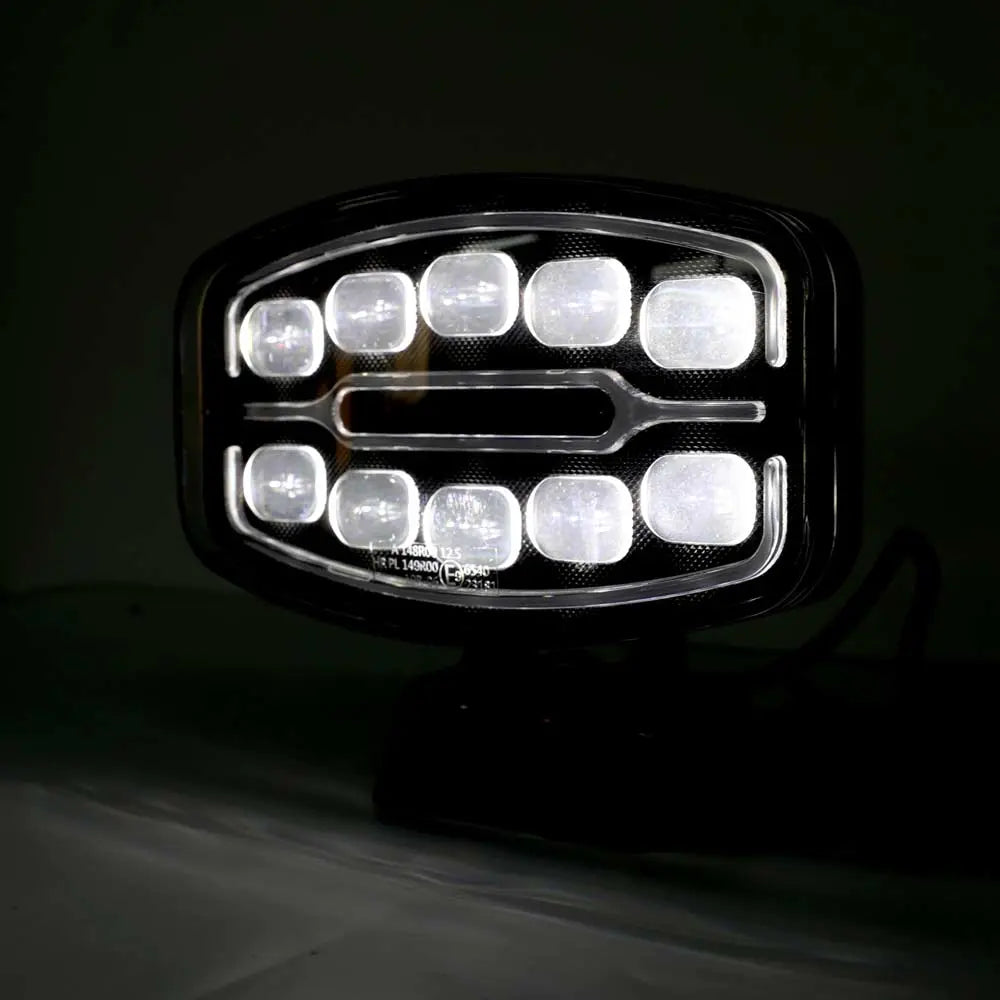 Dynamic polaris led spot lamp with amber and white position light 2 2f22acc356c7d463314b11554fc4d1f2